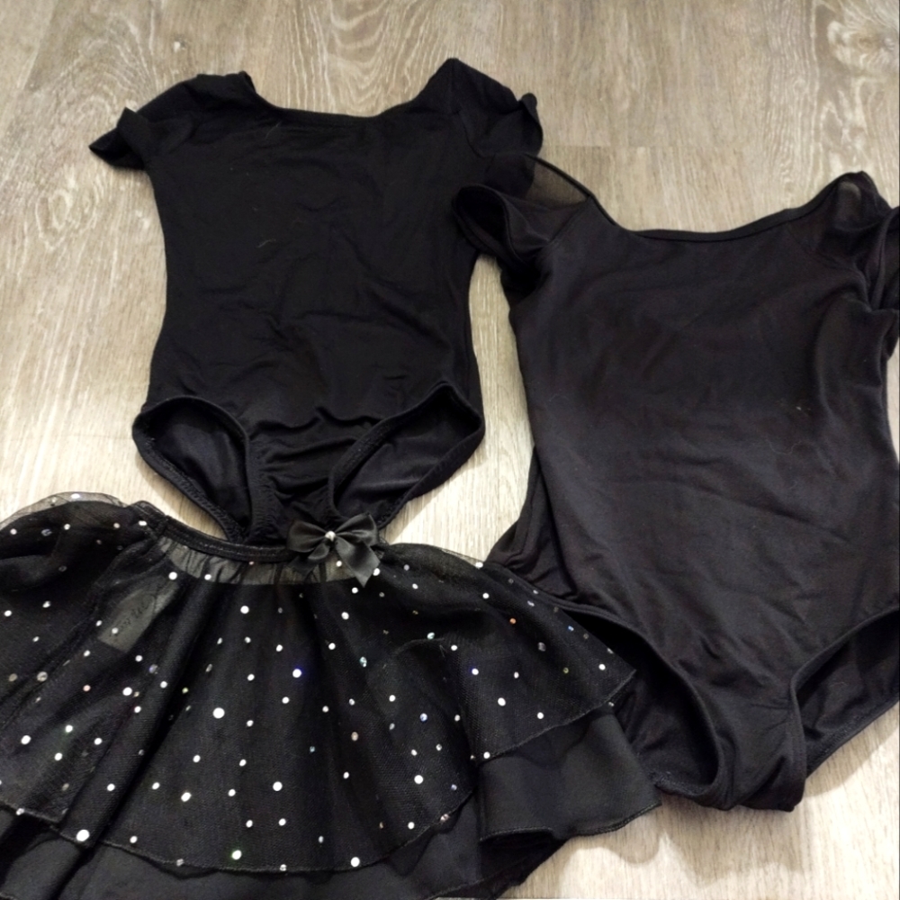Black leotards and tutu